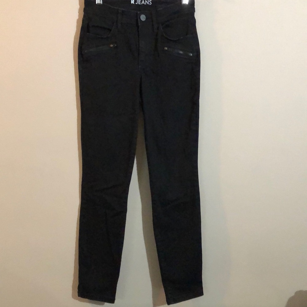 R JEANS